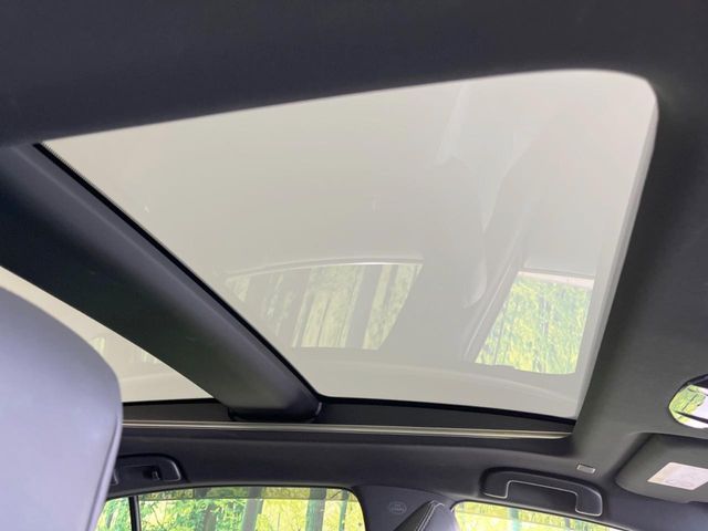 TOYOTA HARRIER HYBRID 2023