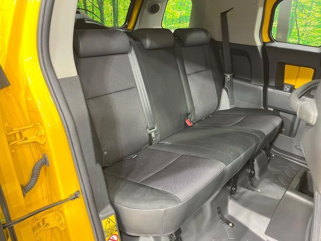 TOYOTA FJ CRUISER 4WD 2015