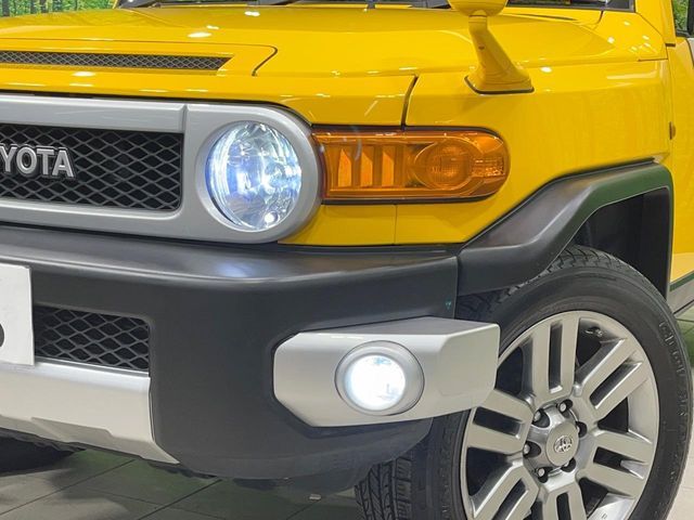 TOYOTA FJ CRUISER 4WD 2015