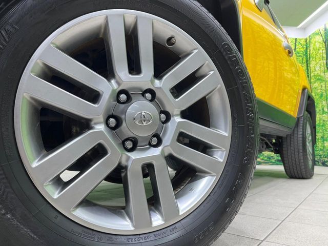 TOYOTA FJ CRUISER 4WD 2015