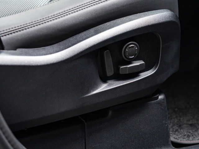 ROVER ROVER DEFENDER 2024