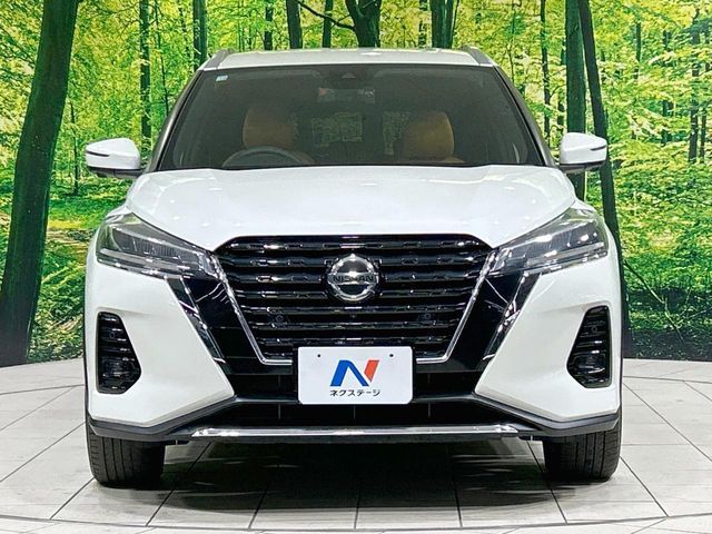 NISSAN KICKS 2020