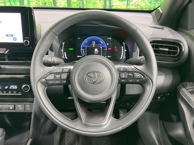 TOYOTA YARIS CROSS HYBRID 2025