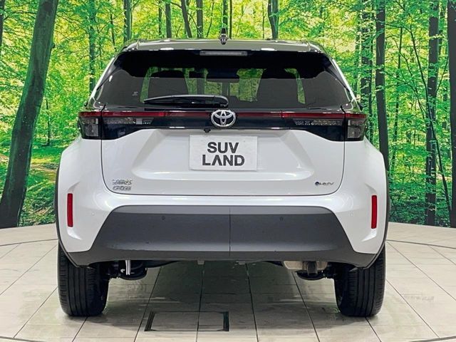 TOYOTA YARIS CROSS HYBRID 2025