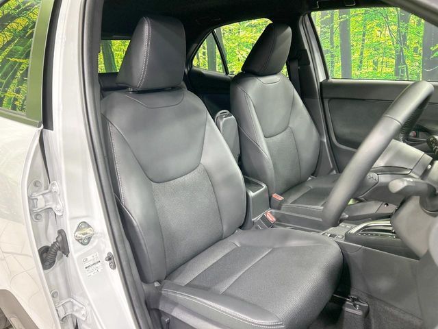 TOYOTA YARIS CROSS HYBRID 2025