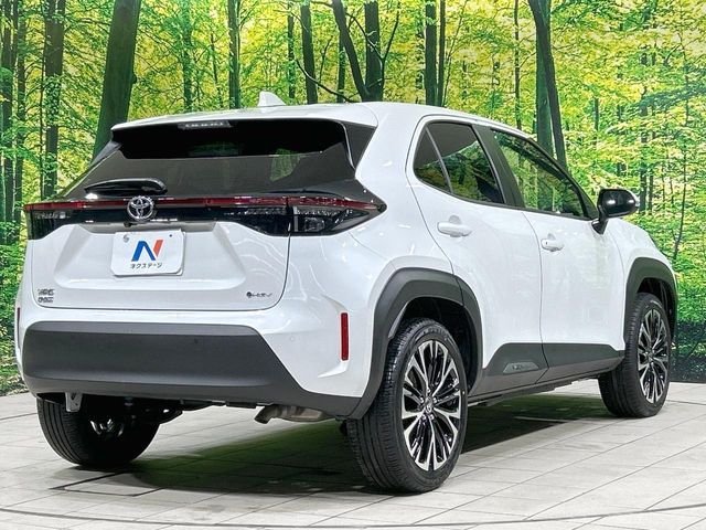 TOYOTA YARIS CROSS HYBRID 2025