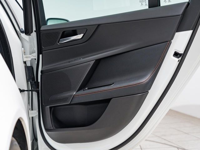 JAGUAR JAGUAR XEseries 2018