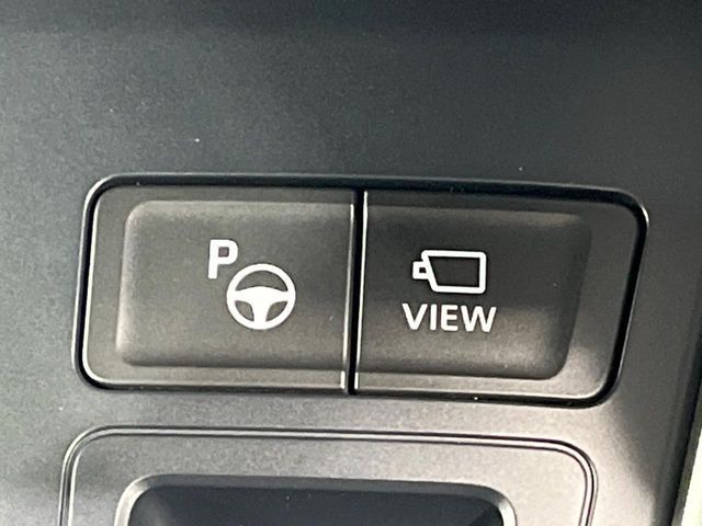 TOYOTA NOAH HYBRID 2025