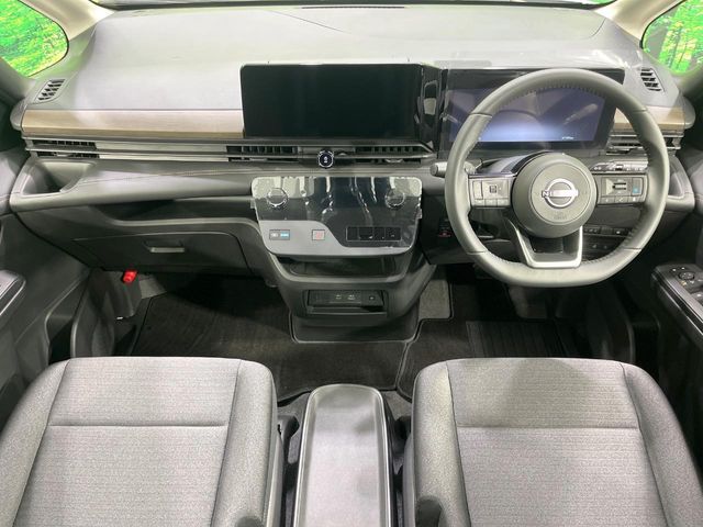 NISSAN SERENA  WG 2024