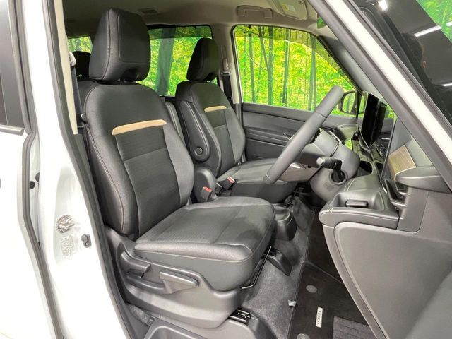 NISSAN SERENA  WG 2024