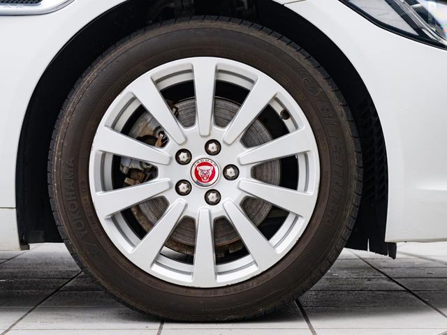 JAGUAR JAGUAR XEseries 2016