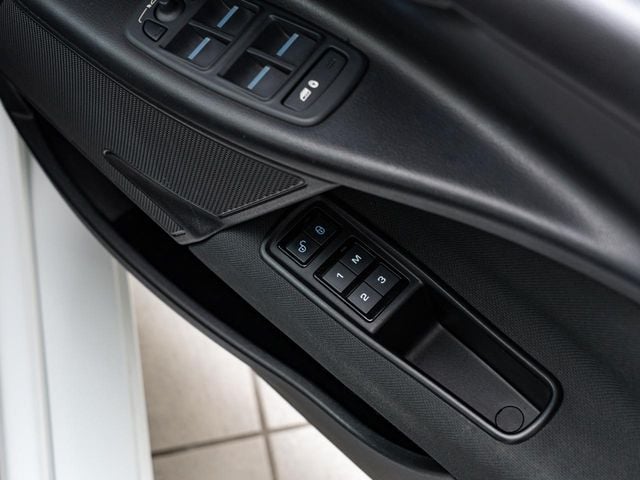 JAGUAR JAGUAR XEseries 2016