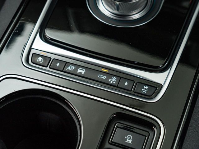 JAGUAR JAGUAR XEseries 2016