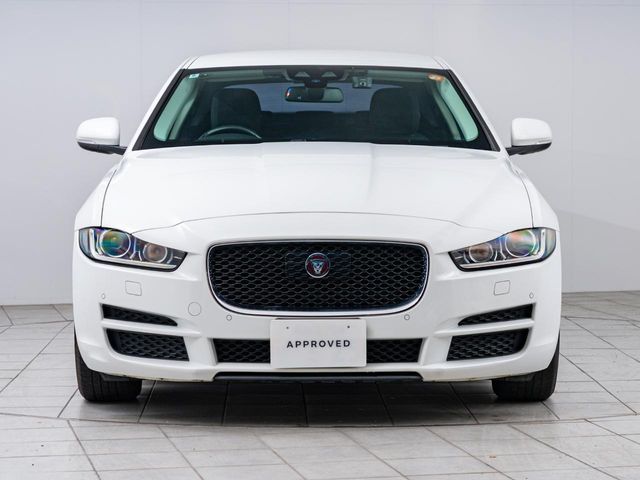 JAGUAR JAGUAR XEseries 2016