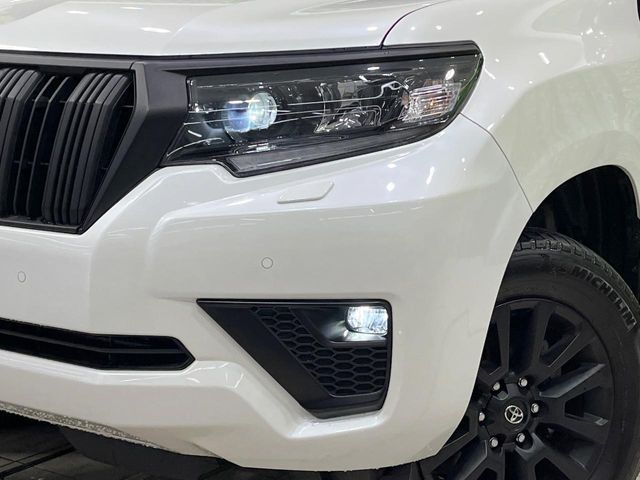 TOYOTA LANDCRUISER PRADO 2023