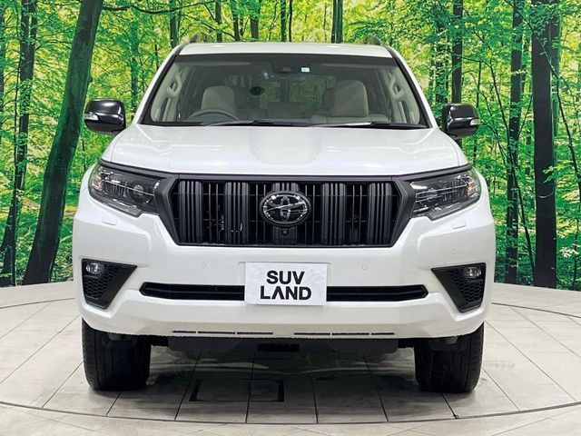 TOYOTA LANDCRUISER PRADO 2023