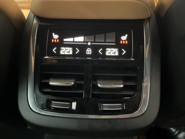 VOLVO VOLVO V60 2021