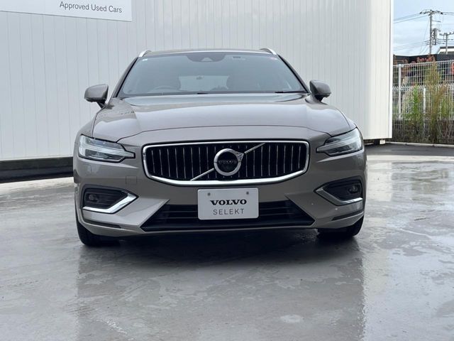 VOLVO VOLVO V60 2021