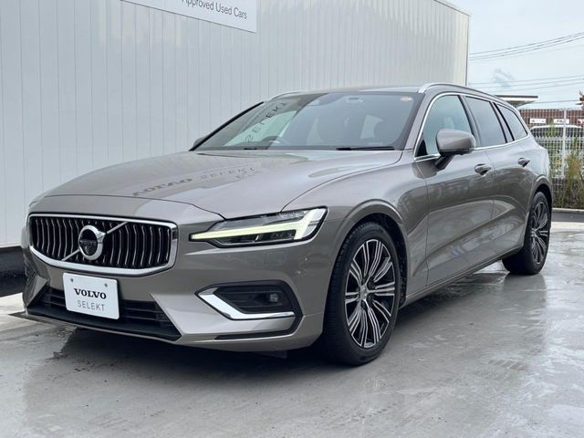 VOLVO VOLVO V60 2021