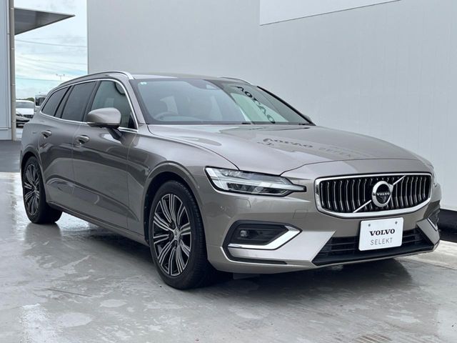 VOLVO VOLVO V60 2021
