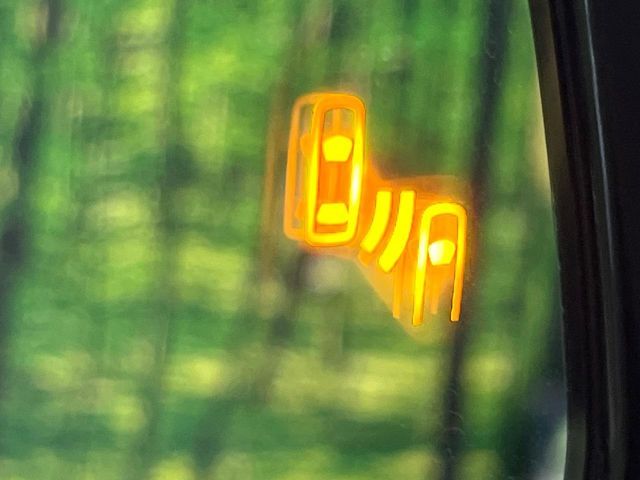 TOYOTA HARRIER 2WD 2022