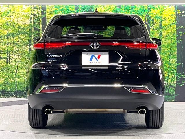 TOYOTA HARRIER 2WD 2022