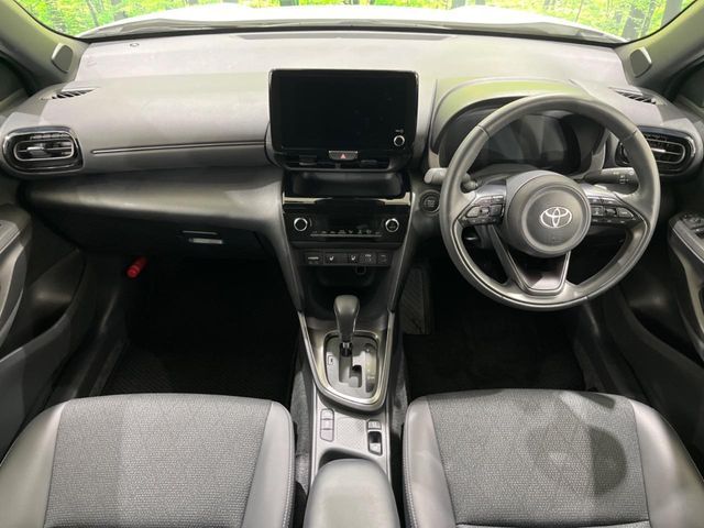 TOYOTA YARIS CROSS 2025