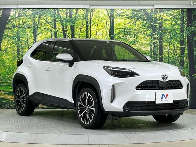 TOYOTA YARIS CROSS 2025