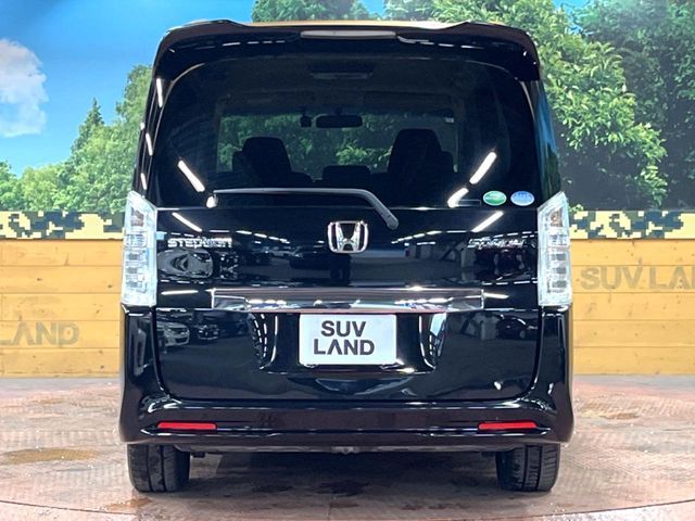 HONDA STEPWAGON SPADA 2012