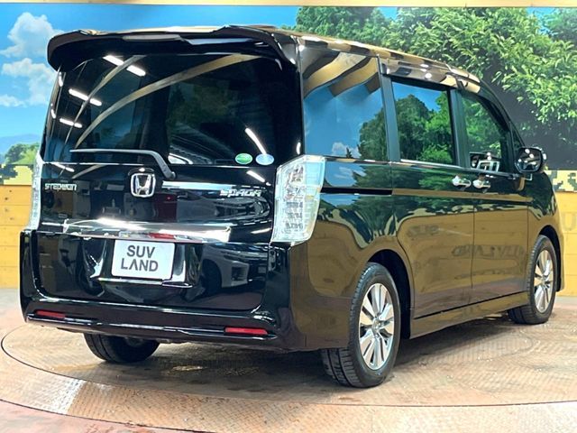 HONDA STEPWAGON SPADA 2012