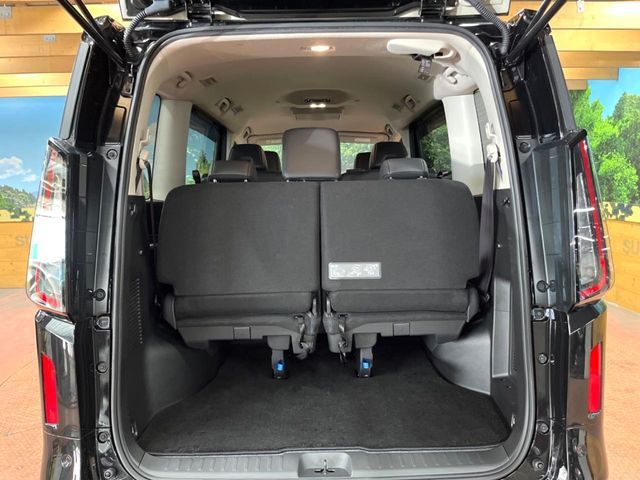 NISSAN SERENA  WG 2024