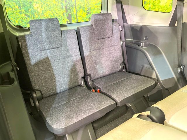 TOYOTA SIENTA HYBRID 2023