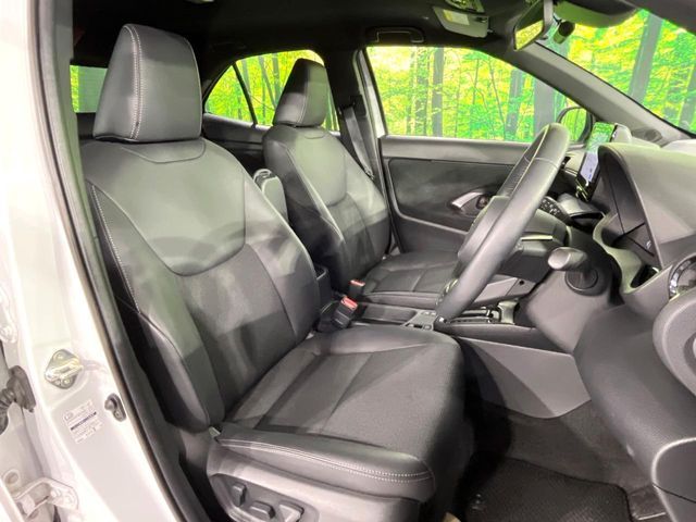 TOYOTA YARIS CROSS HYBRID 2025