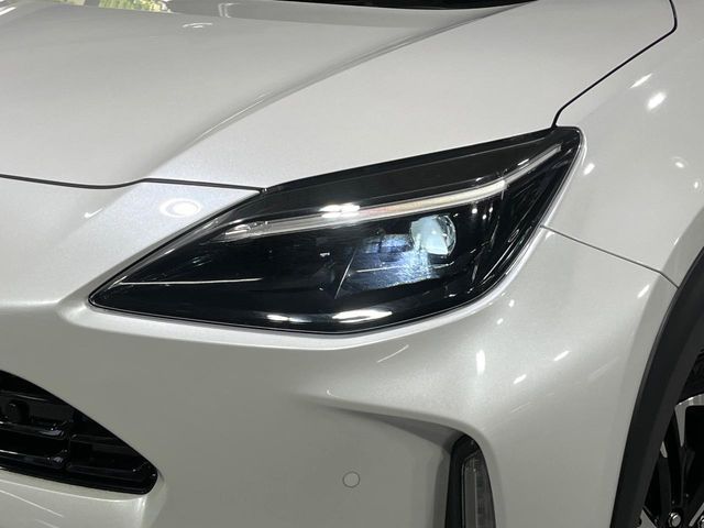 TOYOTA YARIS CROSS HYBRID 2025