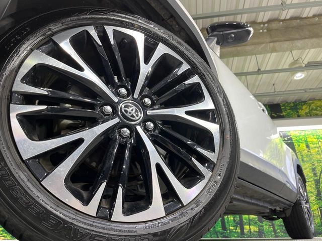 TOYOTA YARIS CROSS HYBRID 2025