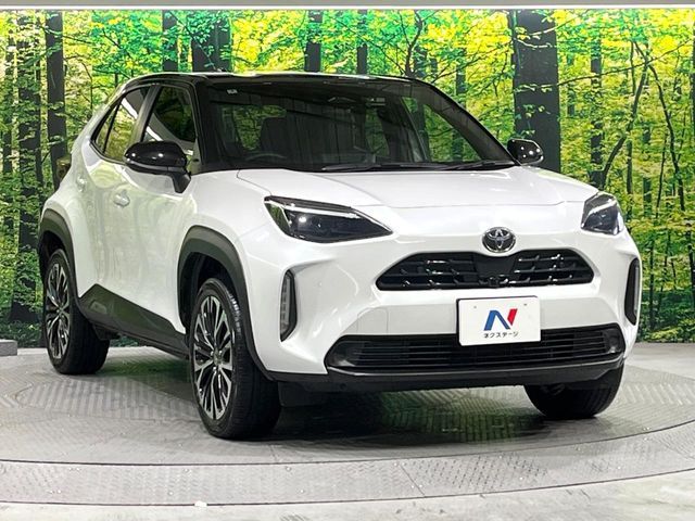 TOYOTA YARIS CROSS HYBRID 2025