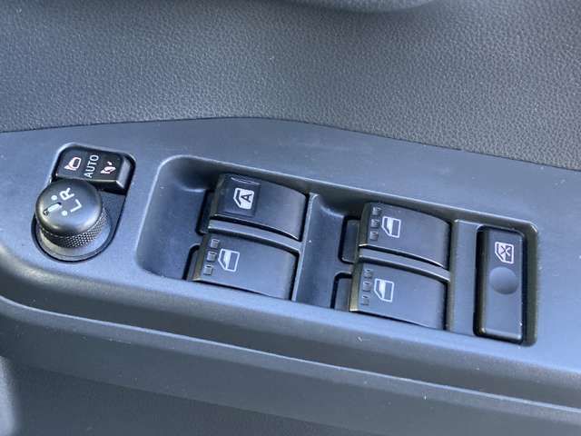 DAIHATSU WAKE 4WD 2019