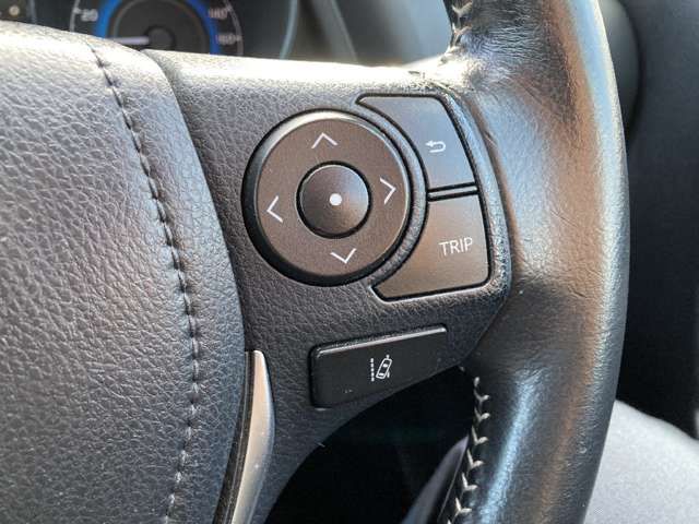 TOYOTA AURIS HYBRID 2016