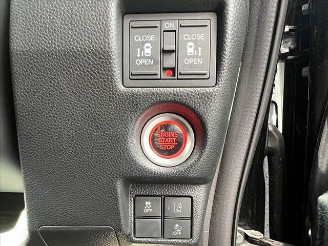 HONDA N BOX CUSTOM 2017