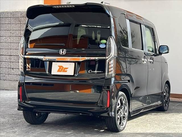 HONDA N BOX CUSTOM 2017