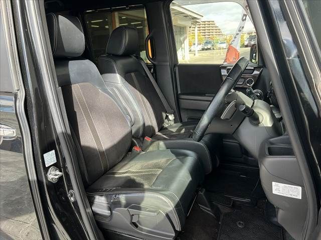 HONDA N BOX CUSTOM 2017