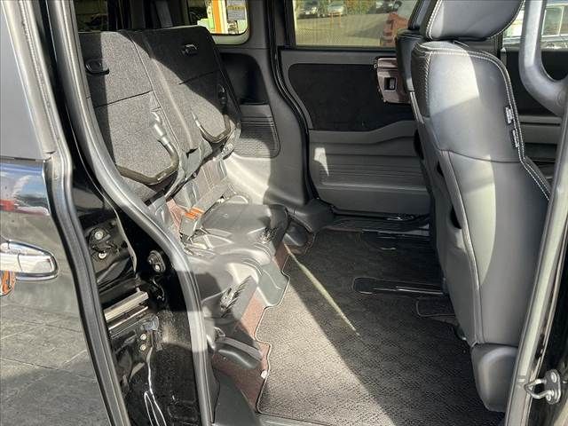 HONDA N BOX CUSTOM 2017