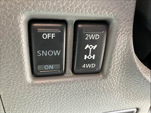 NISSAN NV350 CARAVAN 4WD 2020