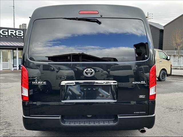 TOYOTA HIACE van 2WD 2018