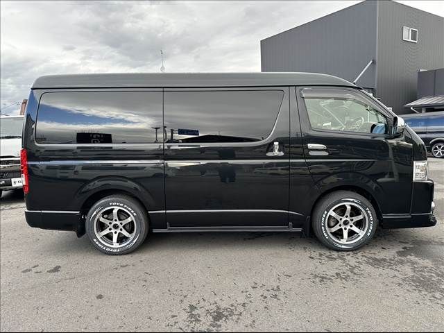TOYOTA HIACE van 2WD 2018