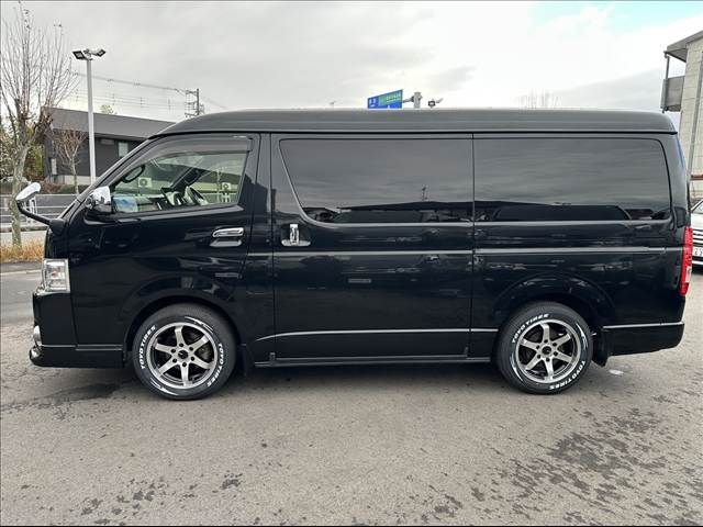 TOYOTA HIACE van 2WD 2018