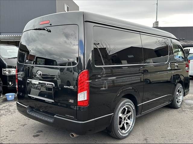 TOYOTA HIACE van 2WD 2018
