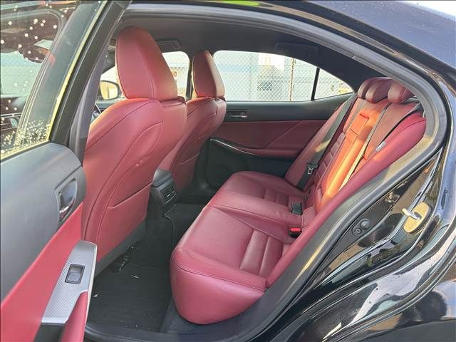 TOYOTA LEXUS IS350 2015