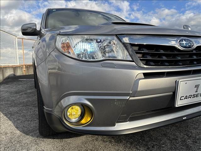 SUBARU FORESTER 2011