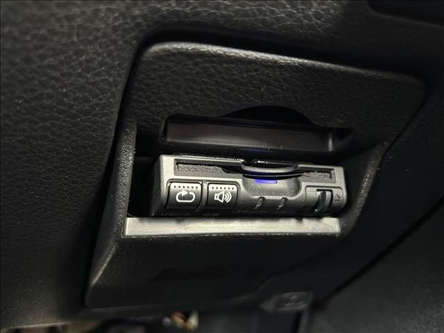 SUBARU FORESTER 2011